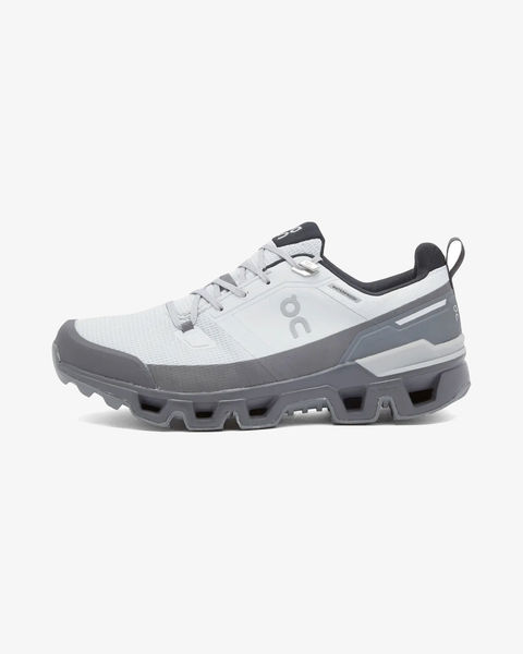 on cloud wander Glacier Ecliipse グレージュ On Cloudwander Waterproof in Glacier | Eclipse | FWRD